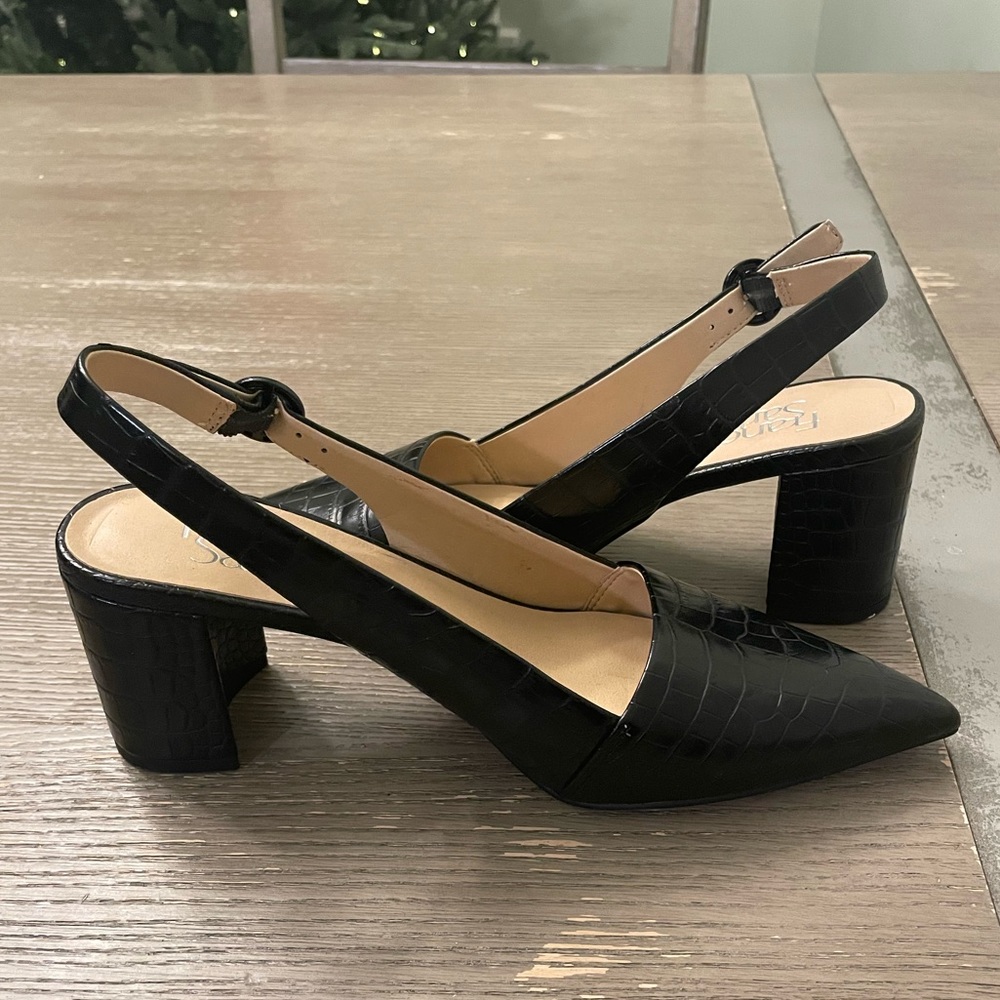 Franco Sarto Block heel, Croc print slingbacks. Size 7.5. Cute! Used indoor once